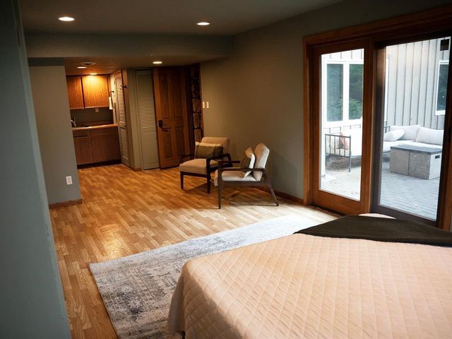 990 Blackoak Road, Eau Claire, WI 54701
