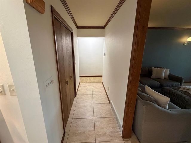 990 Blackoak Road, Eau Claire, WI 54701