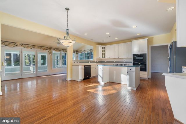 10113 DAPHNEY HOUSE WAY, Rockville, MD 20850