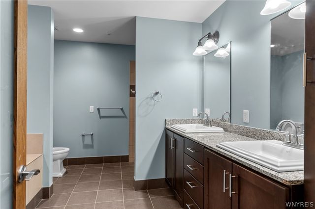 149 Swan 304, Buffalo, NY 14203