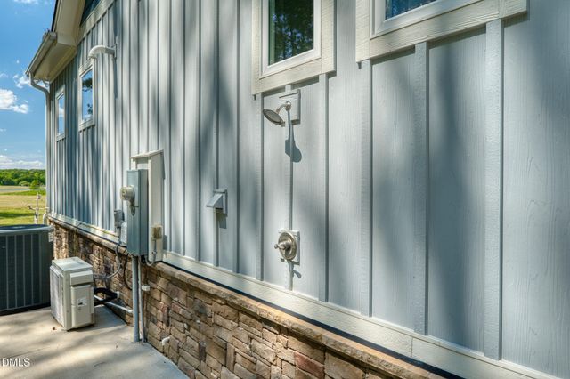 246 Lake Magnolia Way, Smithfield, NC 27577