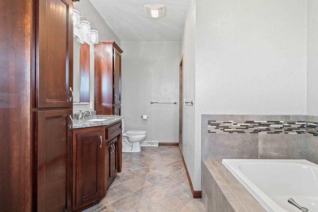 W791 RIVER FOREST DRIVE, Kaukauna, WI 54130