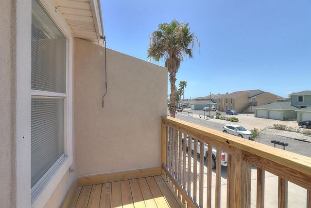 13986 Fortuna Bay Dr A, Corpus Christi, TX 78418