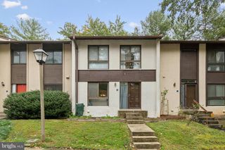 11825 COOPERS CT, Reston, VA 20191