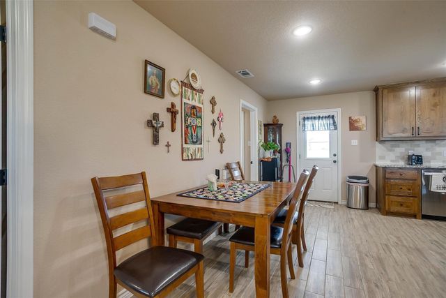 2140 Brown Loop, Poolville, TX 76487