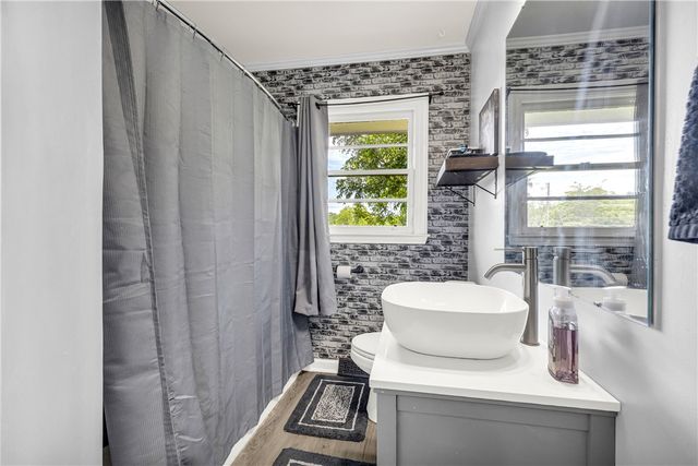 312 N Piedmont Street, Westminster, SC 29693
