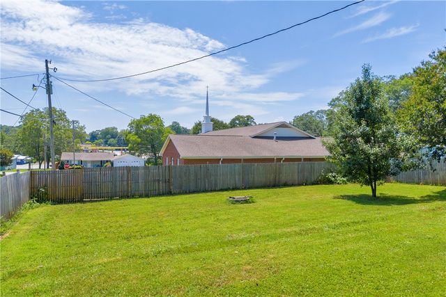 312 N Piedmont Street, Westminster, SC 29693