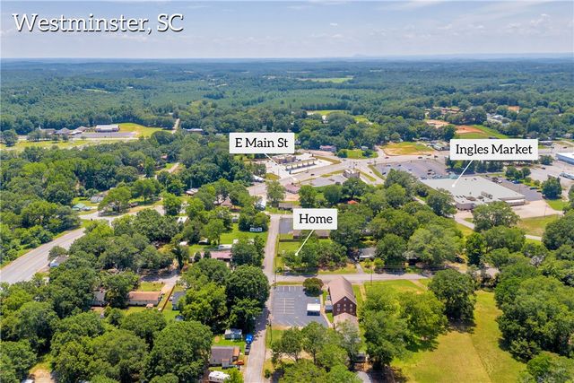 312 N Piedmont Street, Westminster, SC 29693