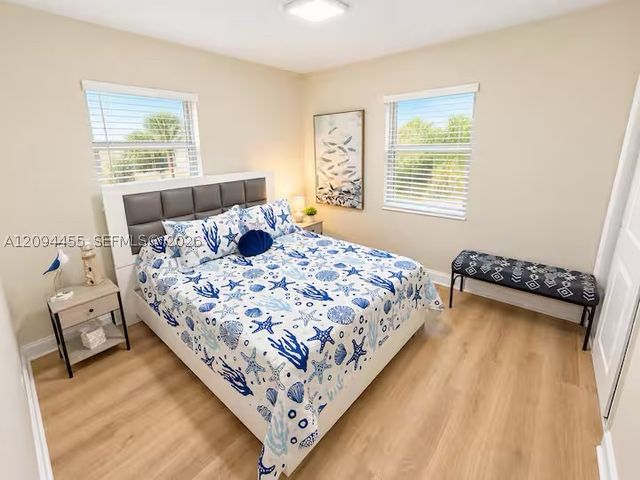 2634 Thomas St, Hollywood, FL 33020