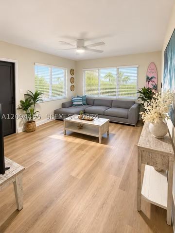 2634 Thomas St, Hollywood, FL 33020