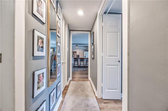 4545 Wornall Road 101, Kansas City, MO 64111