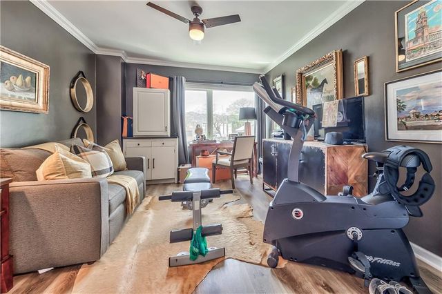 4545 Wornall Road 101, Kansas City, MO 64111