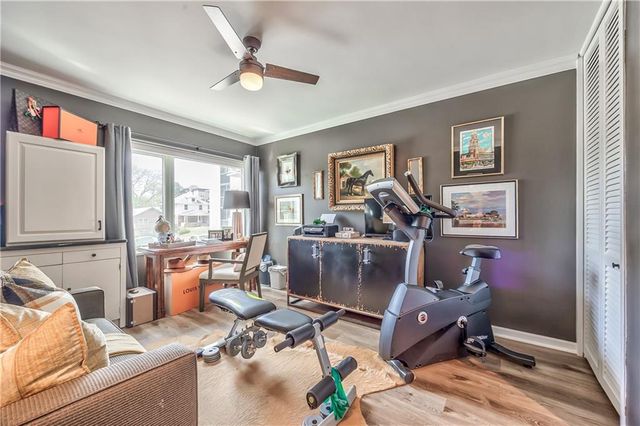 4545 Wornall Road 101, Kansas City, MO 64111