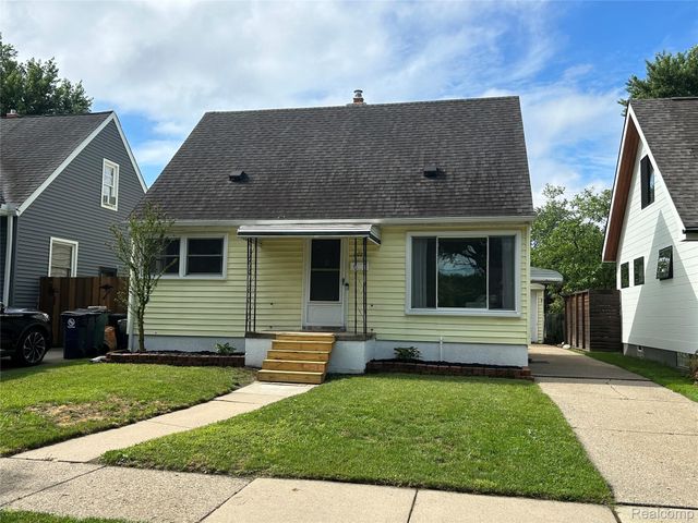 2022 E Lincoln Avenue, Royal Oak, MI 48067