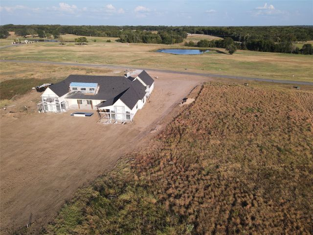 330 Sailview Court, Honey Grove, TX 75446