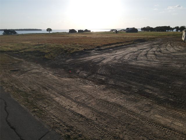 330 Sailview Court, Honey Grove, TX 75446