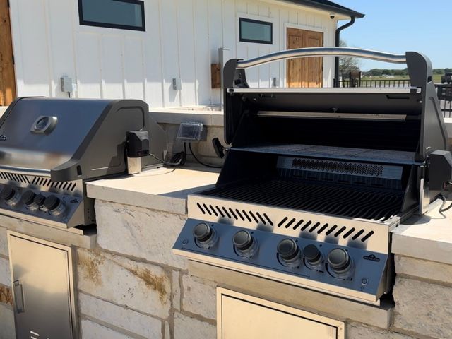 330 Sailview Court, Honey Grove, TX 75446