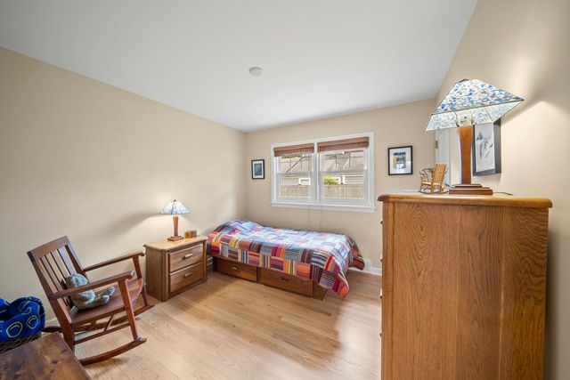 275 Ingram Street, Northfield, IL 60093