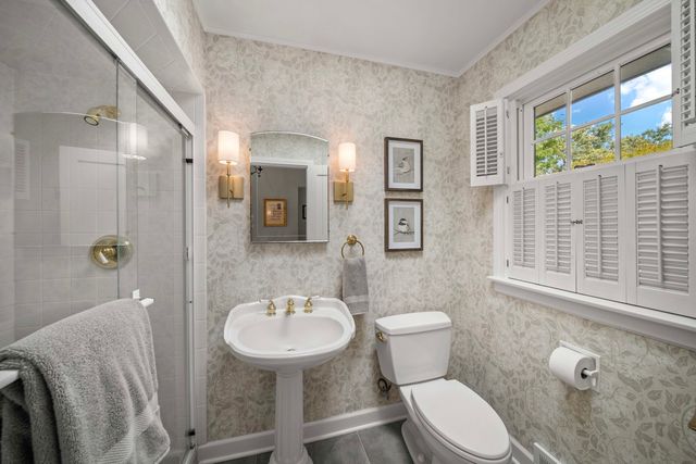 275 Ingram Street, Northfield, IL 60093