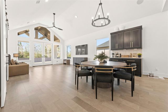 112 Bentwood Meadow Lane, Montgomery, TX 77356