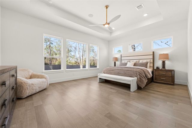 112 Bentwood Meadow Lane, Montgomery, TX 77356