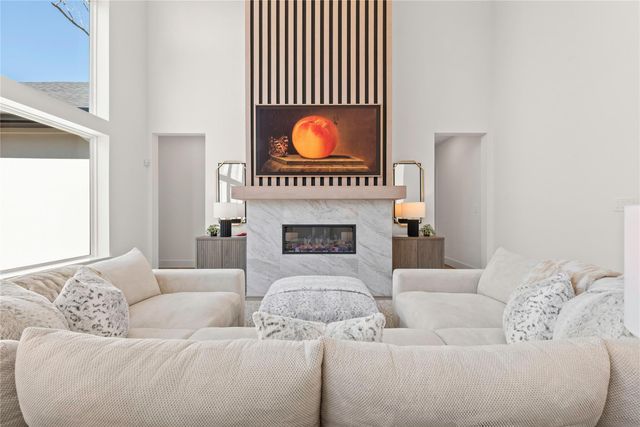 112 Bentwood Meadow Lane, Montgomery, TX 77356