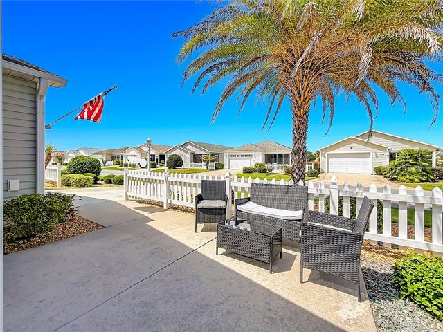 1430 OLYMPIA STREET, The Villages, FL 32163