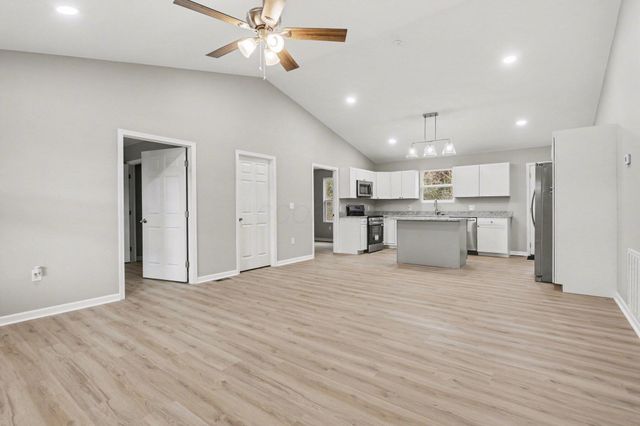 28430 Hide A Way Hills Road, Sugar Grove, OH 43155