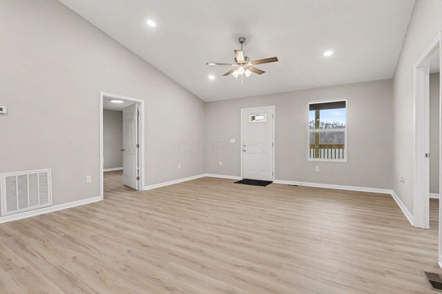 28430 Hide A Way Hills Road, Sugar Grove, OH 43155