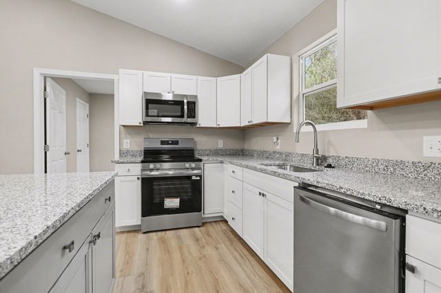 28430 Hide A Way Hills Road, Sugar Grove, OH 43155