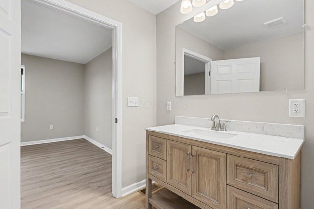 28430 Hide A Way Hills Road, Sugar Grove, OH 43155