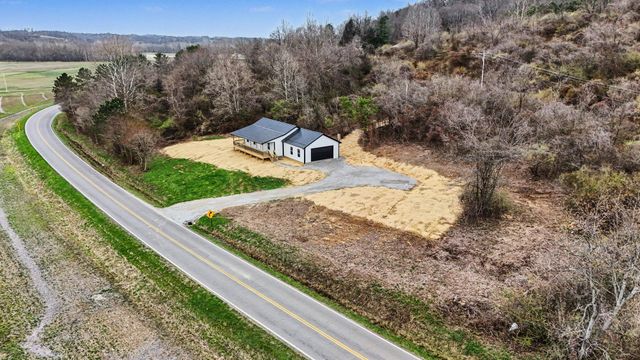 28430 Hide A Way Hills Road, Sugar Grove, OH 43155