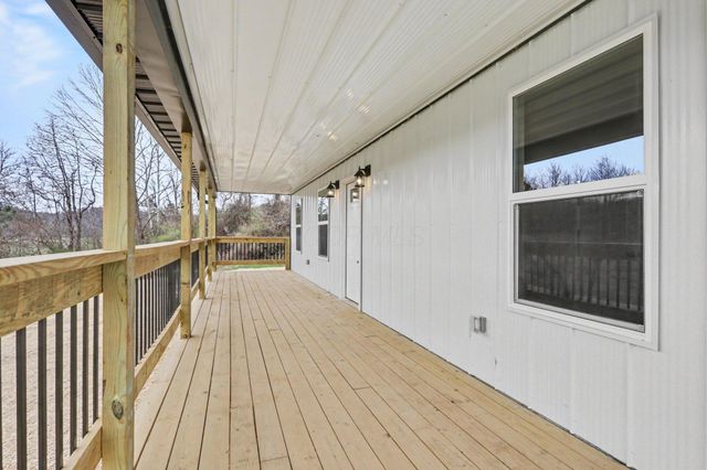 28430 Hide A Way Hills Road, Sugar Grove, OH 43155