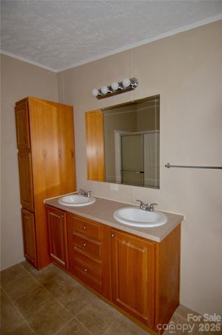 73 Walton Place Drive, Marion, NC 28752