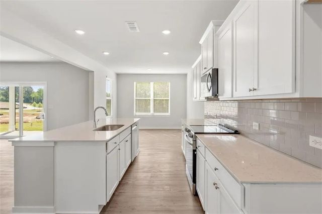 5590 Rosehall Place, South Fulton, GA 30349