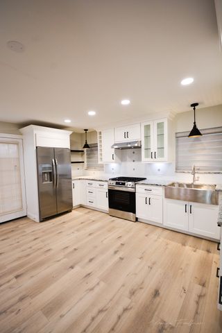 722 E Strong Parkway, Grand Prairie, TX 75050