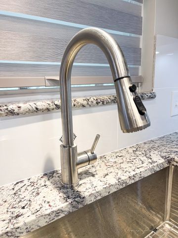 722 E Strong Parkway, Grand Prairie, TX 75050