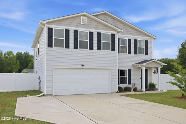 881 Ashbury Lane, Ayden, NC 28513