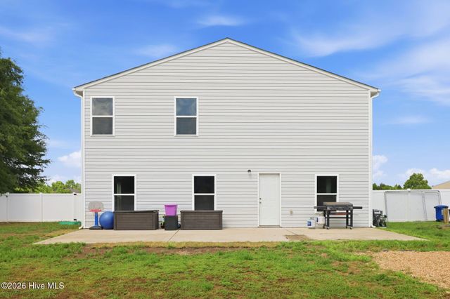 881 Ashbury Lane, Ayden, NC 28513