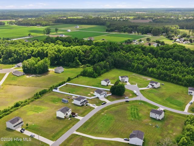 881 Ashbury Lane, Ayden, NC 28513