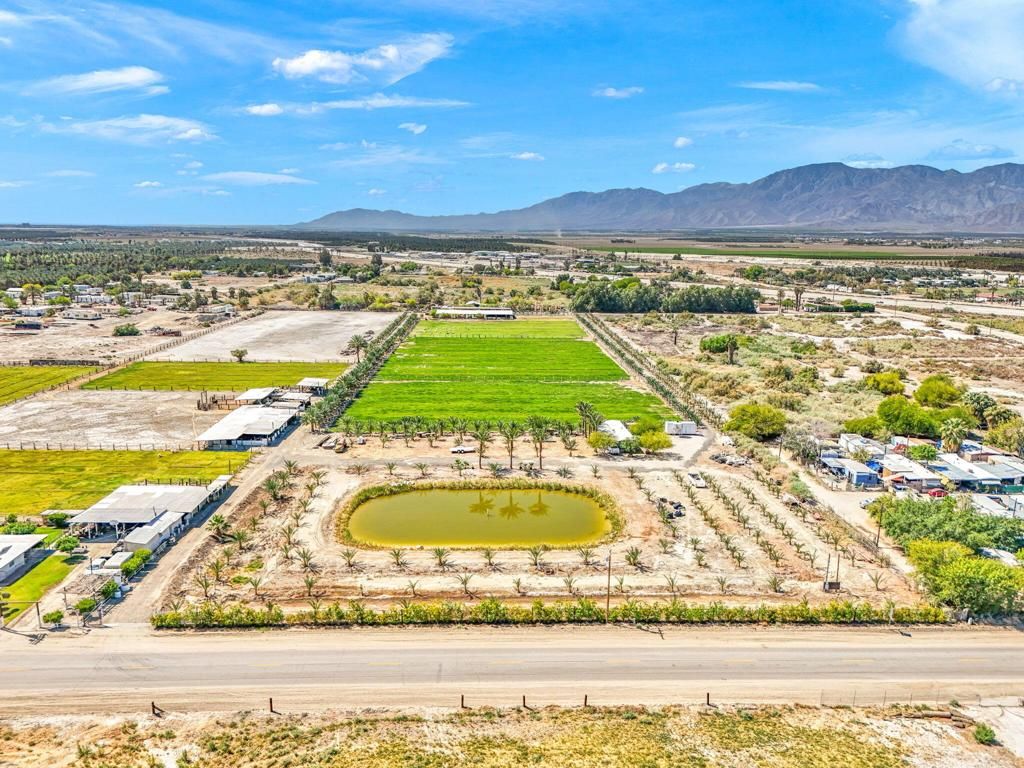 Image 10 of property listing at 88161 Airport Boulevard, Thermal, CA 92274
