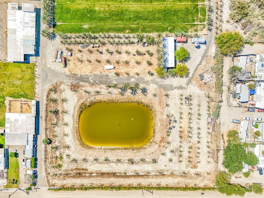 Image 12 of property listing at 88161 Airport Boulevard, Thermal, CA 92274