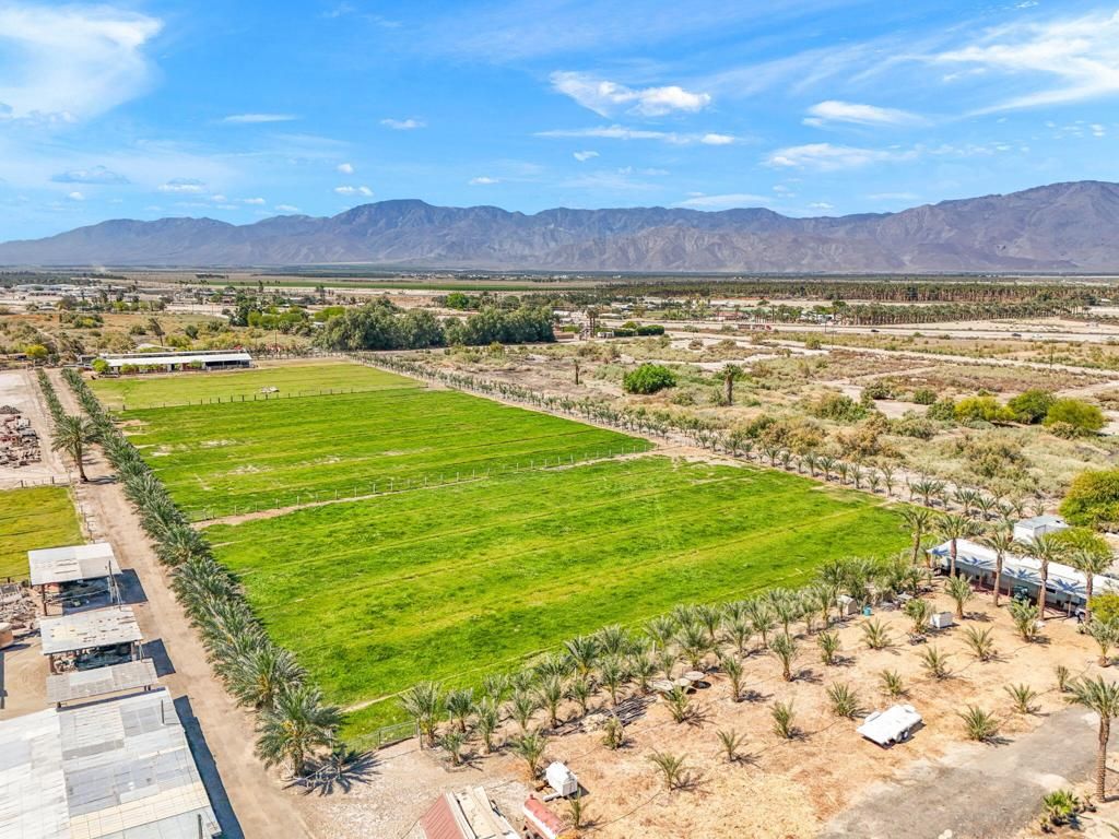 Image 14 of property listing at 88161 Airport Boulevard, Thermal, CA 92274