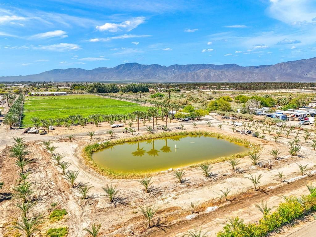 Image 8 of property listing at 88161 Airport Boulevard, Thermal, CA 92274