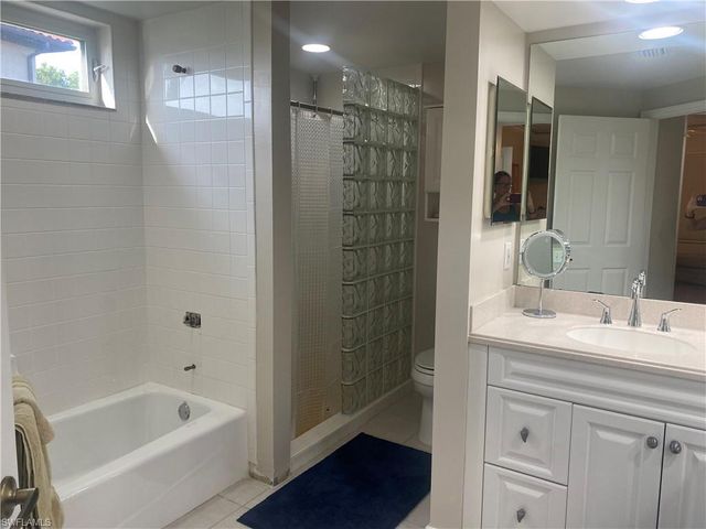 295 Waterside CIR 1-102, Marco Island, FL 34145