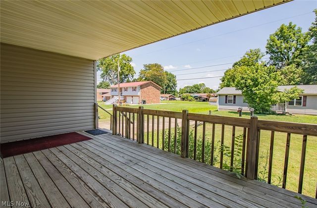 318 Greenwood Drive, Williamstown, WV 26187
