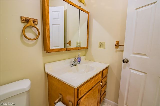 318 Greenwood Drive, Williamstown, WV 26187