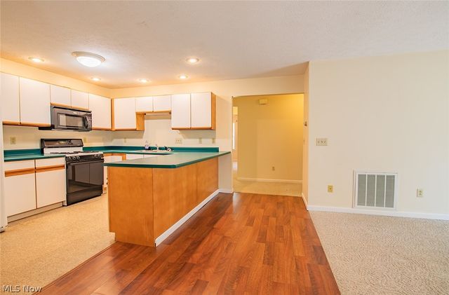 318 Greenwood Drive, Williamstown, WV 26187