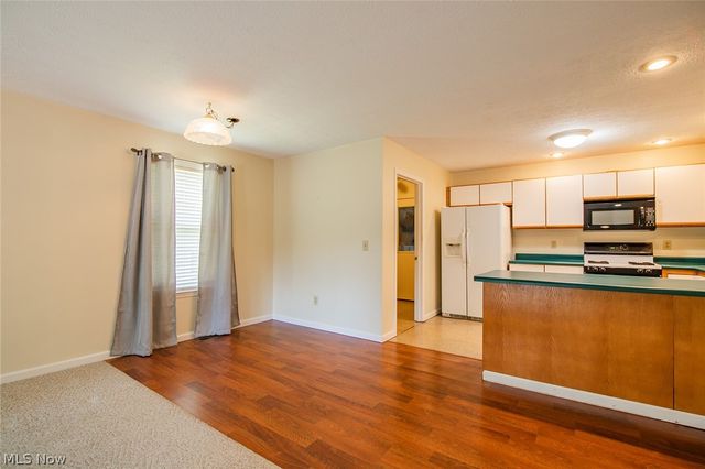 318 Greenwood Drive, Williamstown, WV 26187