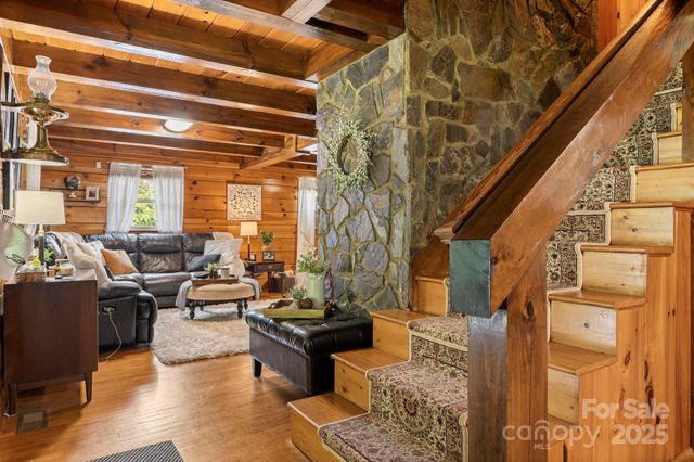 61 Honeycutt Lane, Nebo, NC 28761